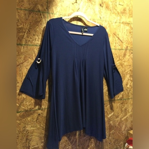 New Direction dark blue Vneck hi-lo sleeves and bottom hem.lightweight tunic szM - Picture 7 of 10